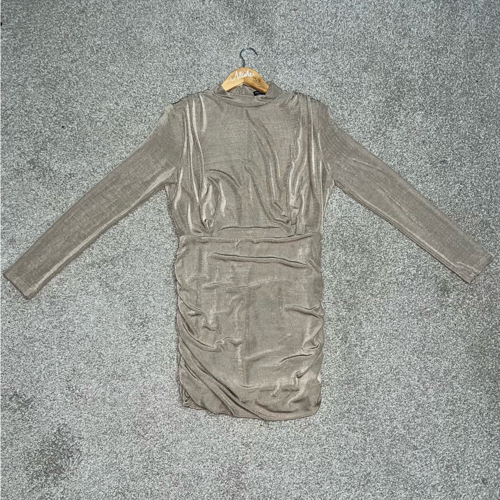 Gold Fashionnova Dress, Large, Great for the upcoming holidays.